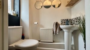 Photo 16- click for photo gallery